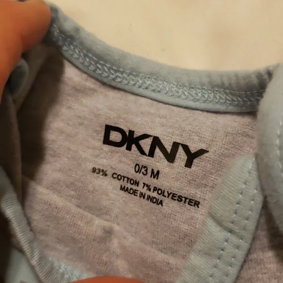 DKNY 0-3month onsies nwt - Picture 6 of 7